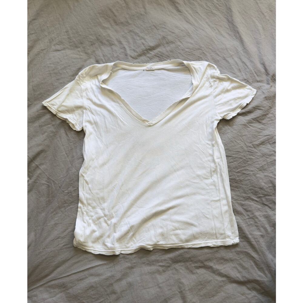 JOHN GAULT California Wide Neck V White Flowly Women's T-Shirt